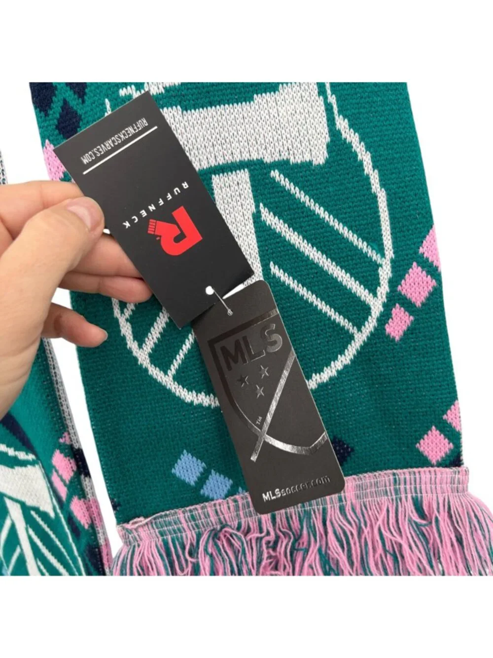 Portland Timbers PDX Airport Carpet Reversible Scarf Fringed Teal White NWT